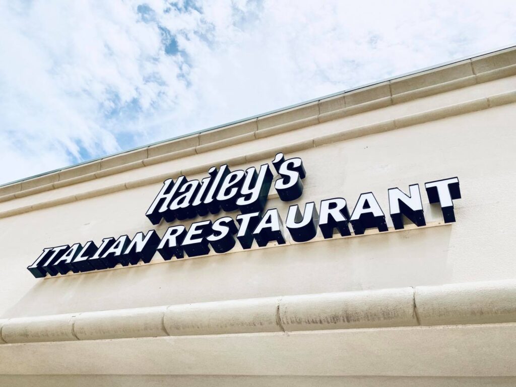 Hailey's Italian Restaurant outdoor sign